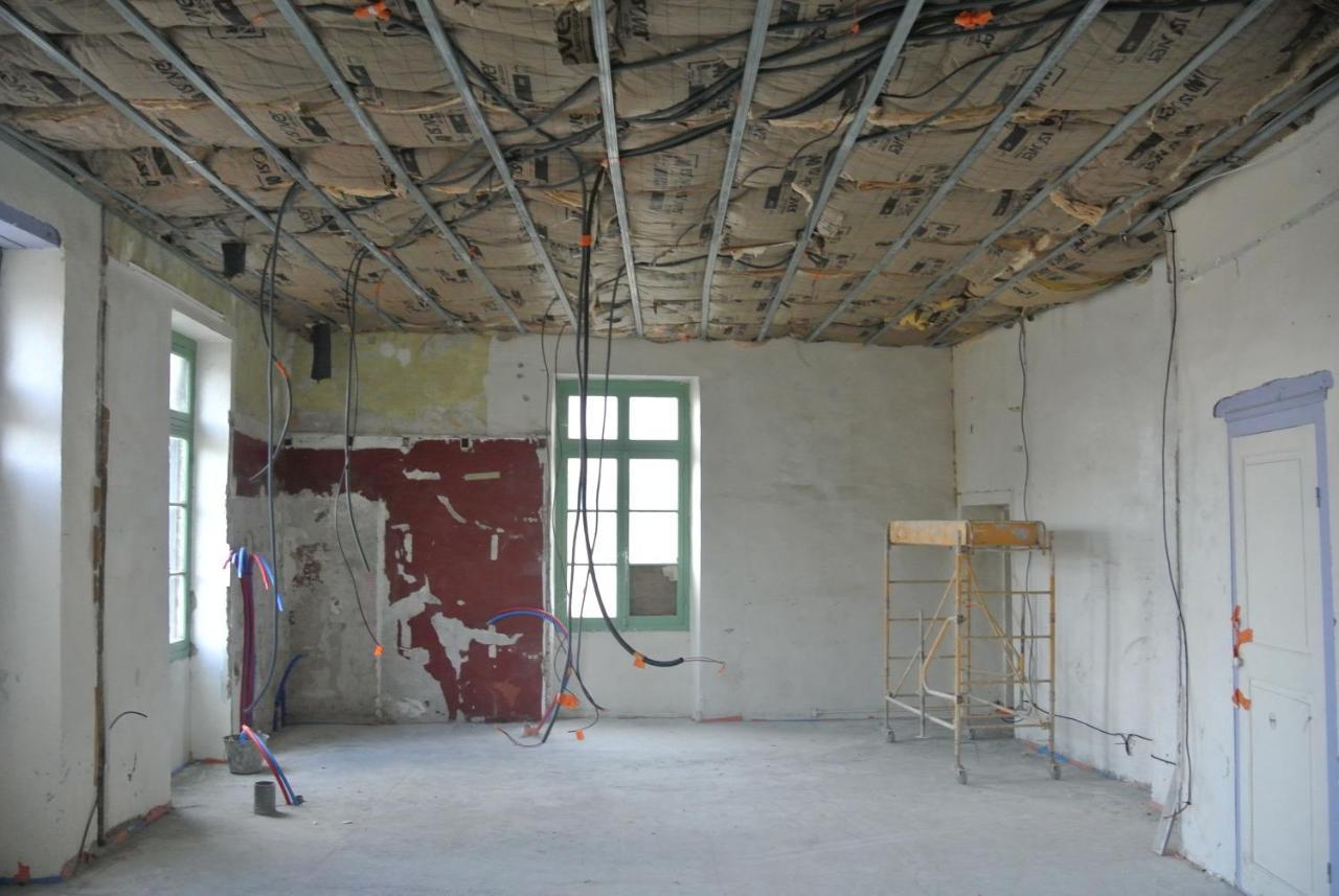 Appartement Spacieux Et Confortable La Roche-de-Glun Exteriör bild