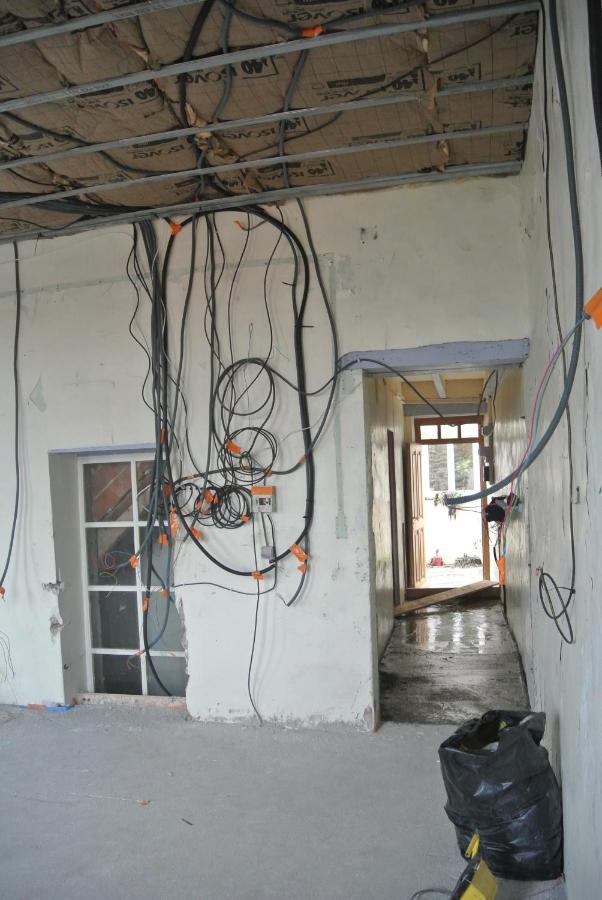 Appartement Spacieux Et Confortable La Roche-de-Glun Exteriör bild