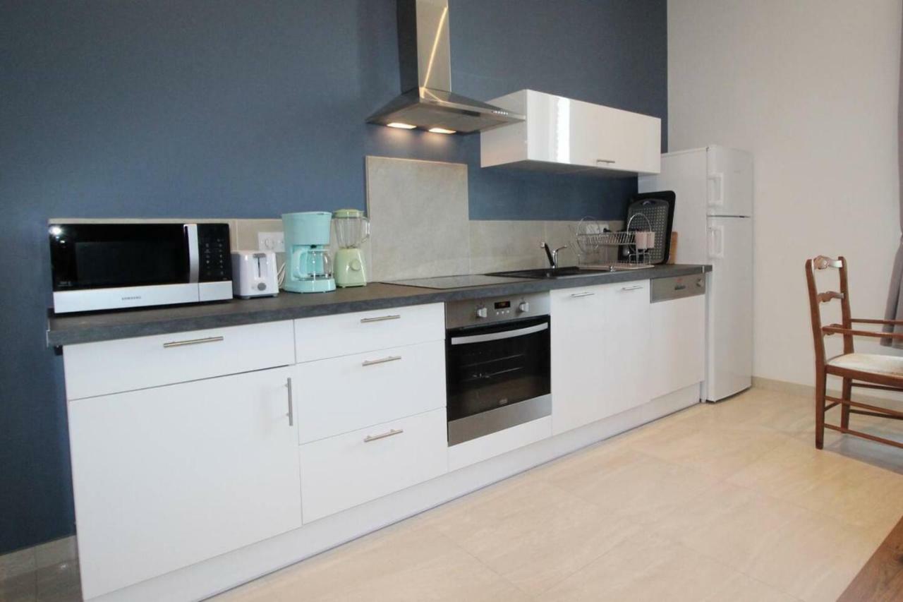 Appartement Spacieux Et Confortable La Roche-de-Glun Exteriör bild
