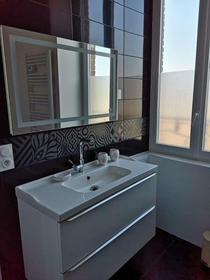 Appartement Spacieux Et Confortable La Roche-de-Glun Exteriör bild